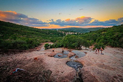 Visita ao Parque Municipal da Muritiba (Rio Serrano, Salão de Areias Coloridas, Cachoeirinha e Cachoeira da Primavera) 